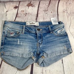 Hollister women’s denim shorts low rise